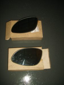 vecrta b spiegelglas links manueel en een electrische