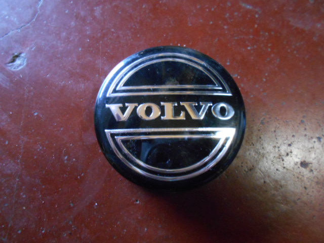 10€ Volvo V50 wheel cap